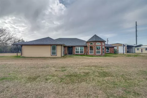 6138 Rocky Rd, Nevada, TX 75173