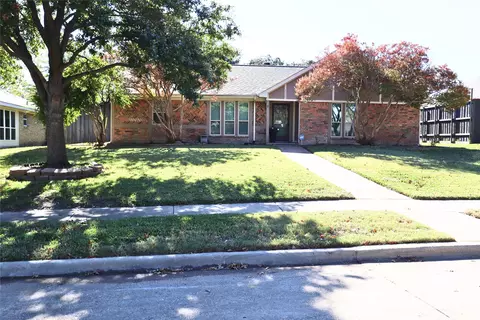 2329 Woodglen Dr, Richardson, TX 75082