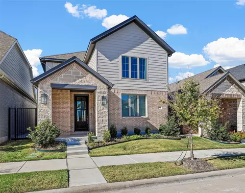 4705 Alliance St, Haltom City, TX 76117