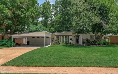 1207 Pecan Ln, Bossier City, LA 71112