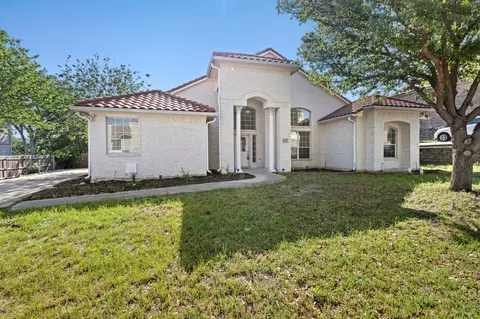4224 Las Brisas Dr, Irving, TX 75038