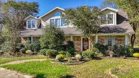 3560 S Nolan River Rd, Cleburne, TX 76033