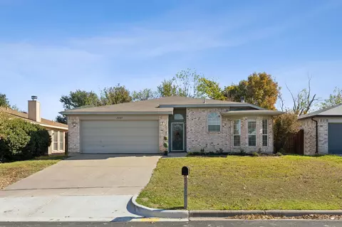 2087 Quarter Horse Ln, Keller, TX 76248