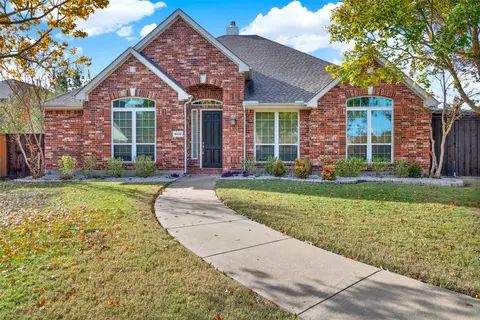 4532 Southpointe Dr, Richardson, TX 75082