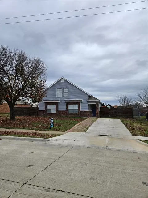 10237 Pondwood Dr, Dallas, TX 75217