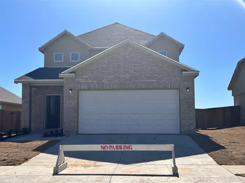 2417 Dahlia Dr, Fort Worth, TX 76123