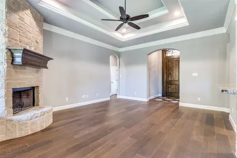 Living - 332 Trinity Ave, Azle, TX 76020 photo 2 of 3