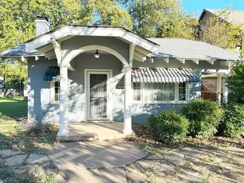 2221 Western Ave, Fort Worth, TX 76107