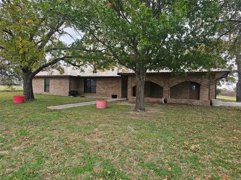 724 Foster Bond St, Cross Plains, TX 76443