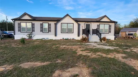 170 Ringo Dr, Jacksboro, TX 76458
