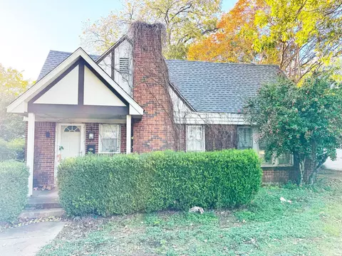 2216 Carleton Ave, Fort Worth, TX 76107