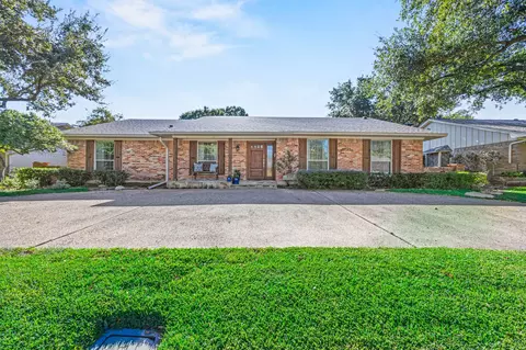 6136 Danbury Ln, Dallas, TX 75214