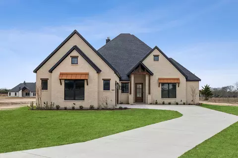 6010 Lindenwood Blvd, Midlothian, TX 76065