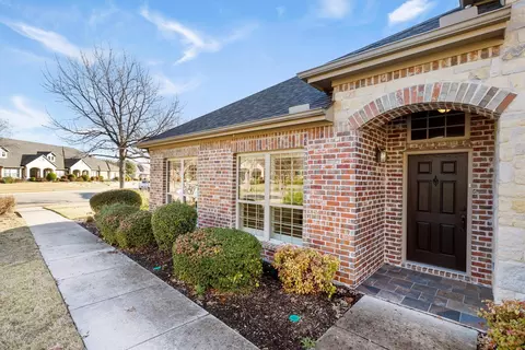 5852 Fairview Pkwy, Fairview, TX 75069