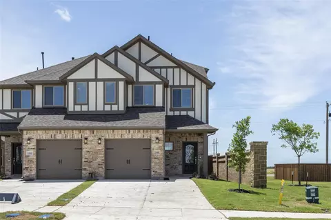 1040 Happy Holly Rd, Lavon, TX 75166