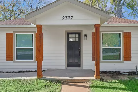 2327 Bolivar St, Denton, TX 76201