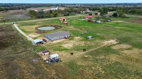 4011 Fm 2194, Celeste, TX 75423 photo 2