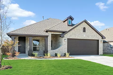 122 Red Cedar Ct, Balch Springs, TX 75181