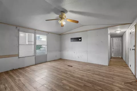 7208 Starling St, Joshua, TX 76058