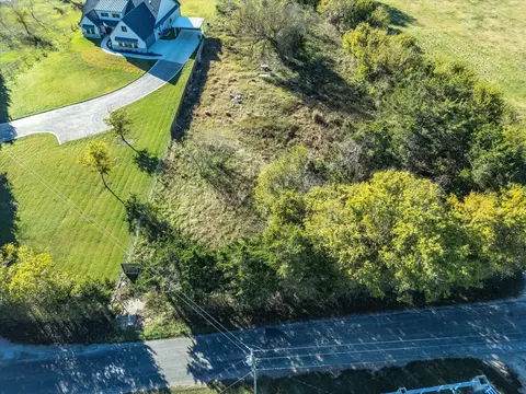 1860 Old Telico Rd, Ennis, TX 75119