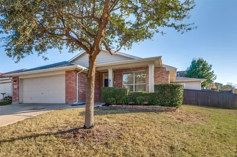 3600 Black Ranch Ct, Roanoke, TX 76262