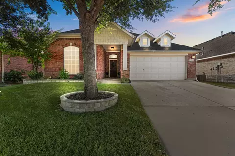 1316 Mountain Air Trl, Fort Worth, TX 76131