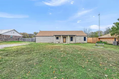 450 High Country Rd, Sherman, TX 75092