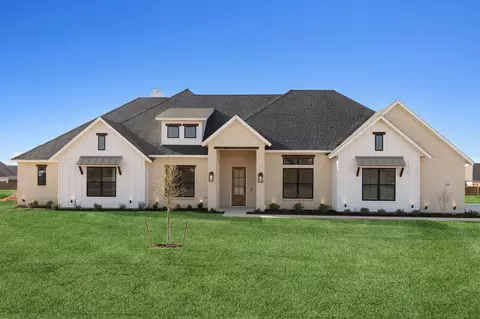 1240 Poppie Ln, Midlothian, TX 76065