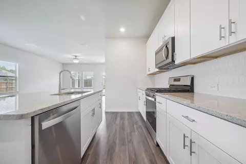 903 Rosemary Hill Dr, Mckinney, TX 75071