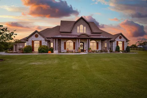 2932 Grassland Ct, Northlake, TX 76226