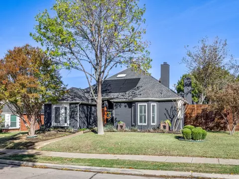 2725 Winterlake Dr, Carrollton, TX 75006