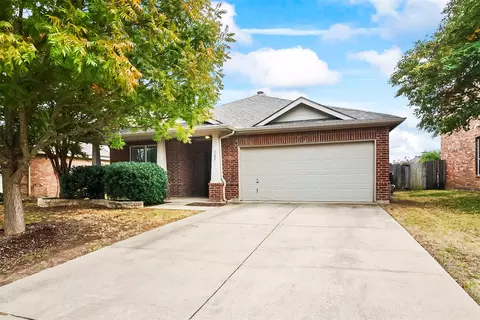 205 Villanova Dr, Van Alstyne, TX 75495