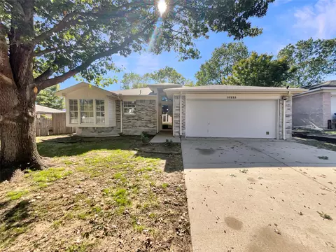 10225 Maverick Dr, Fort Worth, TX 76108