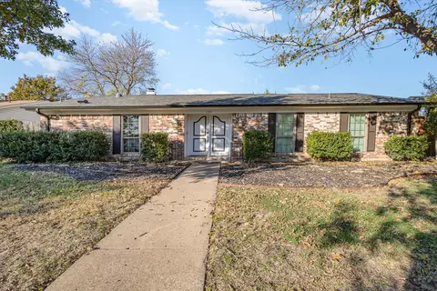 1705 Baltimore Dr, Richardson, TX 75081