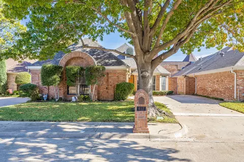 612 Shalamar Pl, Irving, TX 75061