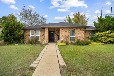 905 Rutherford Dr, Mesquite, TX 75149