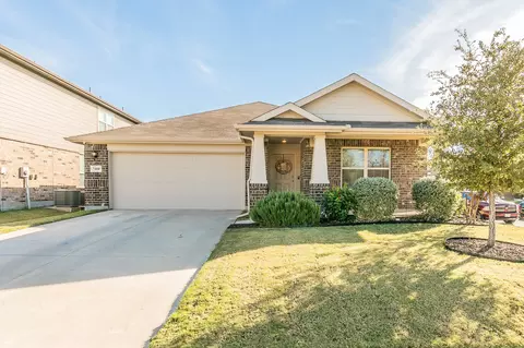 7400 Gangway Dr, Fort Worth, TX 76179
