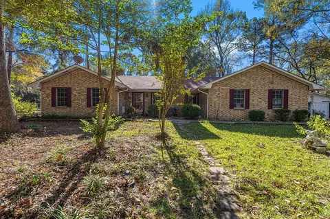 17051 Amy Ln, Flint, TX 75762