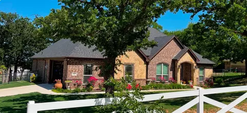 283 Sandlin Ln, Springtown, TX 76082 photo 3