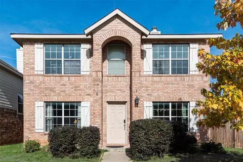 8933 Tucker St, Cross Roads, TX 76227