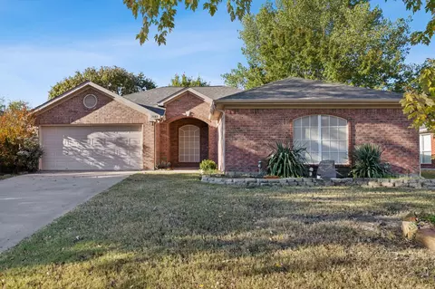 1603 Prescott Dr, Mansfield, TX 76063