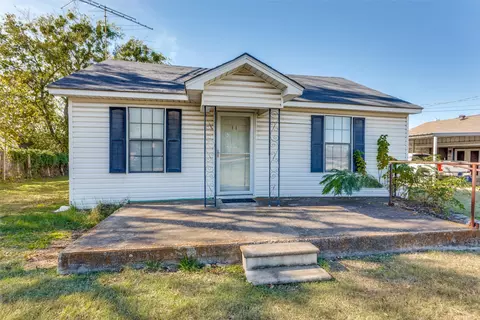 502 Schoolhouse Rd, Haslet, TX 76052