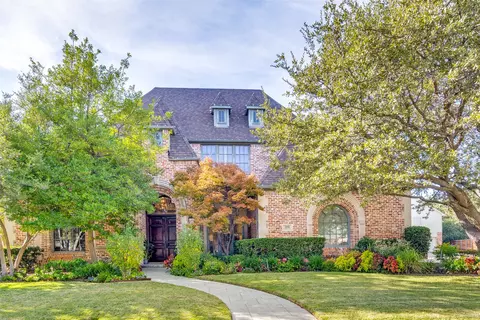 2801 Middle Gate Ln, Plano, TX 75093