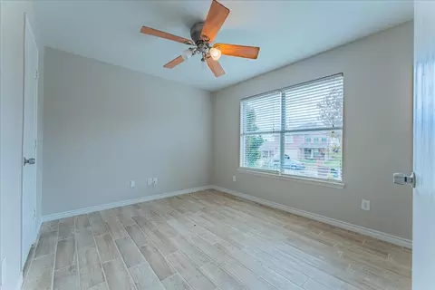 10128 High Eagle Trl, Fort Worth, TX 76108