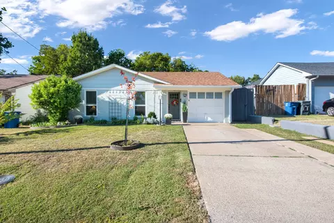10330 Country Club Dr, Dallas, TX 75218