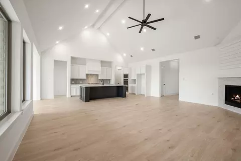 103 Highgate Ct, Boyd, TX 76023 photo 8