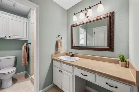 Bath - 6232 Stardust Dr S, Watauga, TX 76148 photo 3 of 4