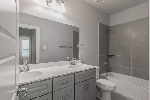 Bath - 2008 Eagle Blvd, Haslet, TX 76052 photo 3 of 4