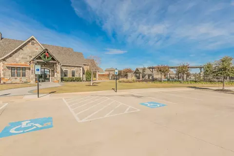 Exterior - 2008 Eagle Blvd, Haslet, TX 76052 photo 5 of 6