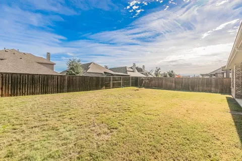 Exterior - 2008 Eagle Blvd, Haslet, TX 76052 photo 3 of 6